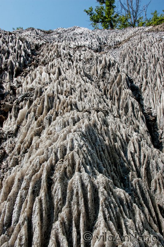 Muntele de sare din Sovata, vedere detaliata